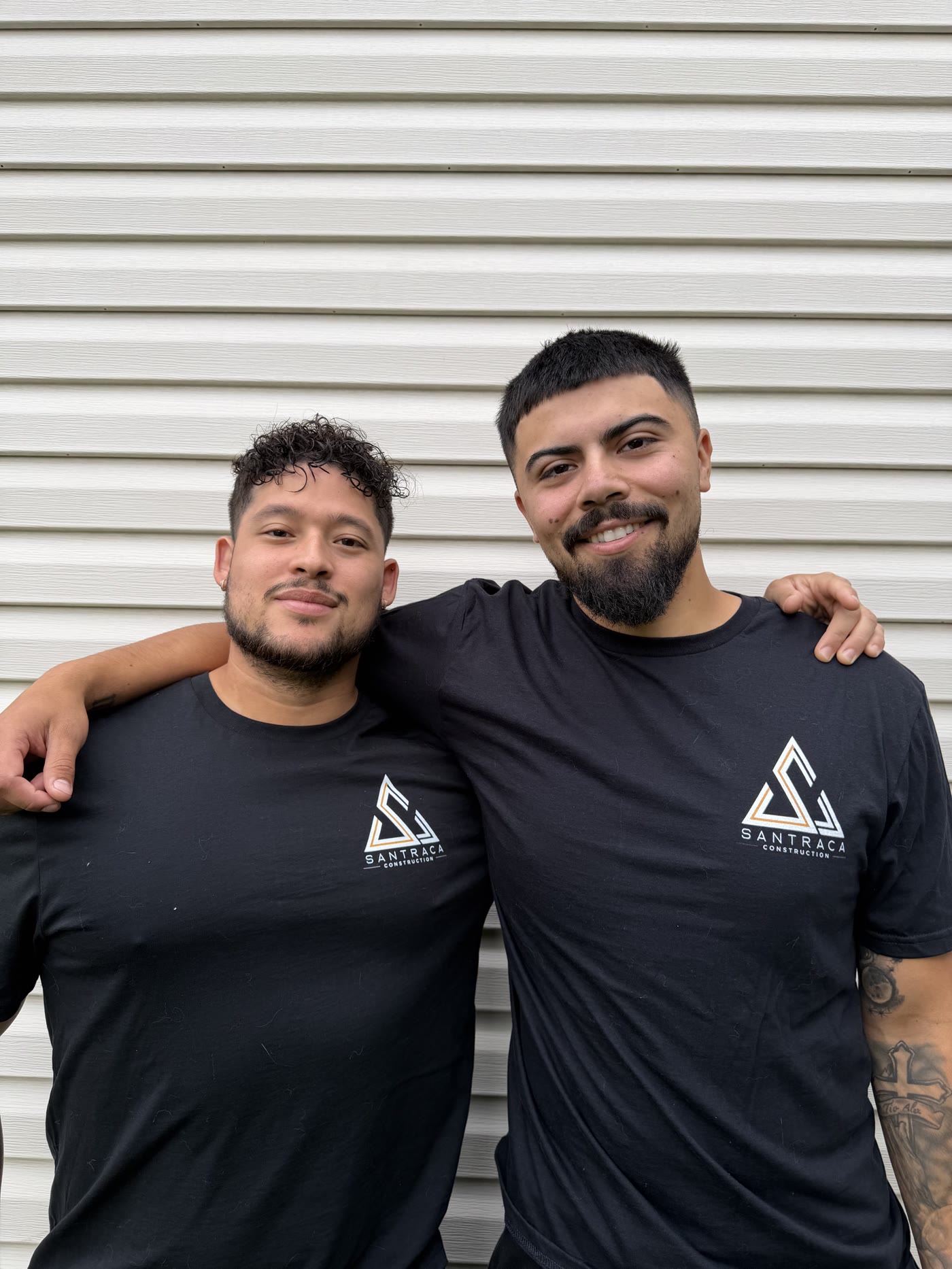 Diego et André, cofondateurs de Santraca Construction
